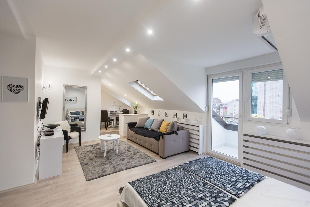 Appartamento Stan Na Dan Angel Novi Sad Esterno foto